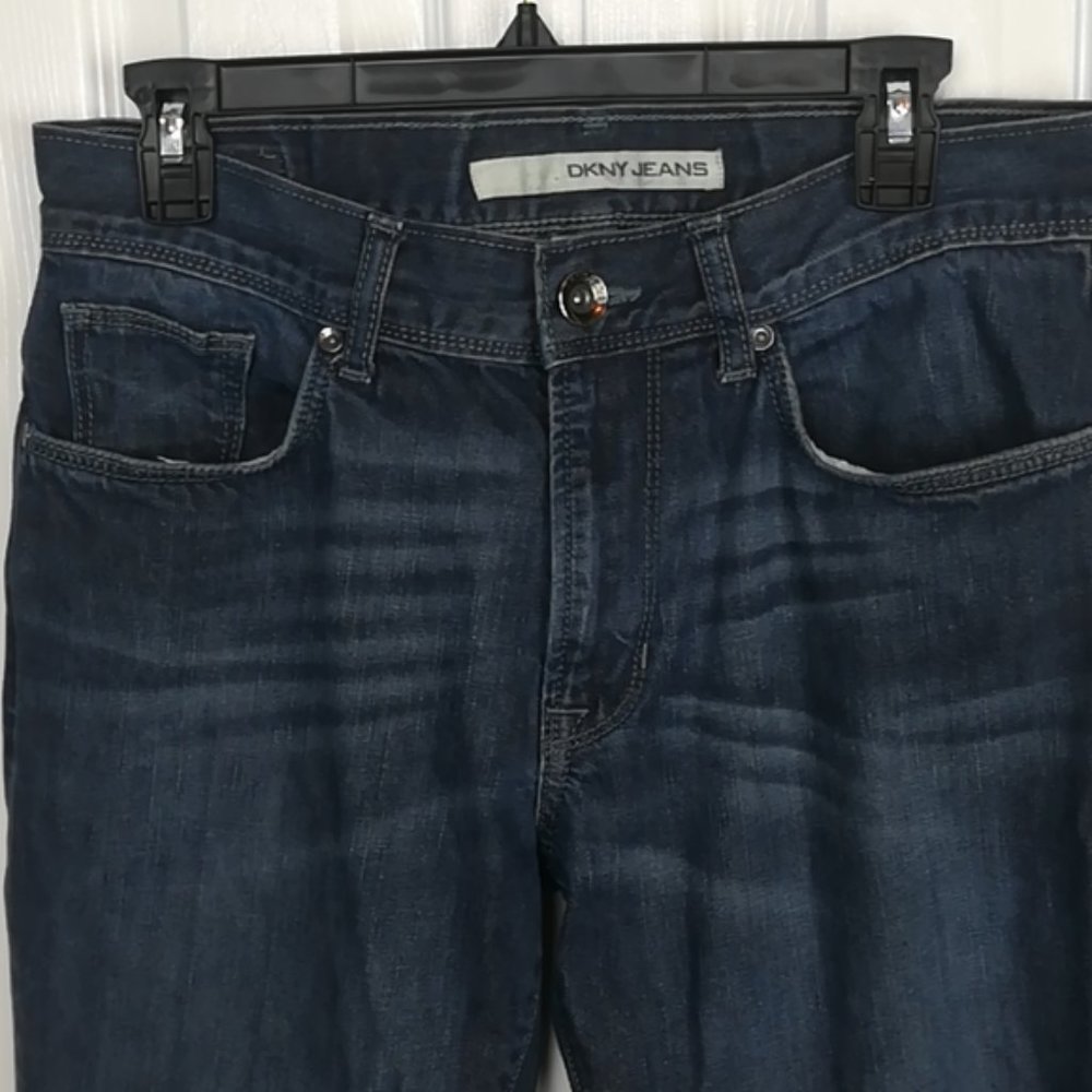 DKNY Jeans Whiskered Straight Leg Jeans Size 32/30